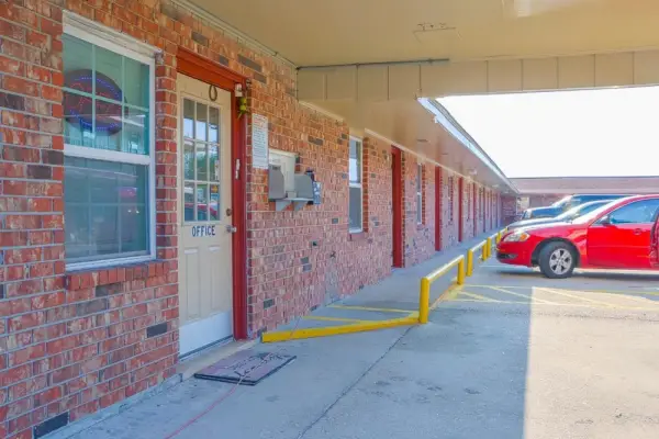 Economy Inn By OYO Lockport near Houma Main image