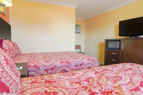 Economy Inn By OYO Lockport near Houma 8
